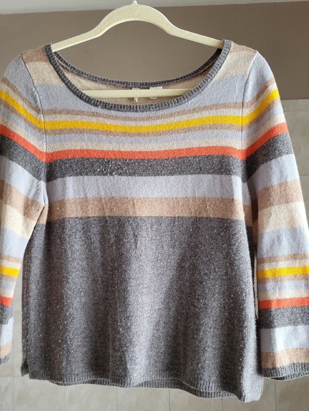 Beautiful Wool Blend Classic Sweater